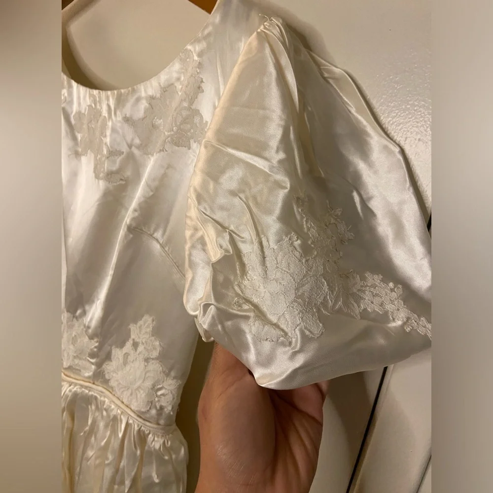 Vintage satin dress - Picture 6 of 8